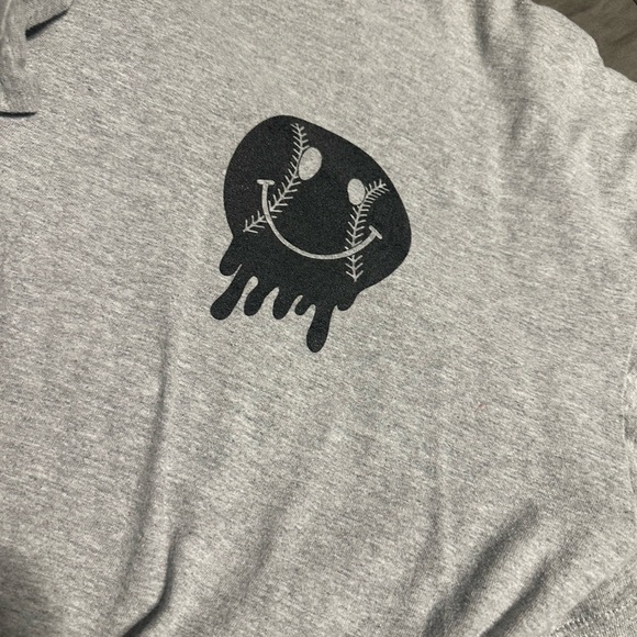 Women’s Softball Mom Sweatshirt and T Shirt lot. - Picture 2 of 6